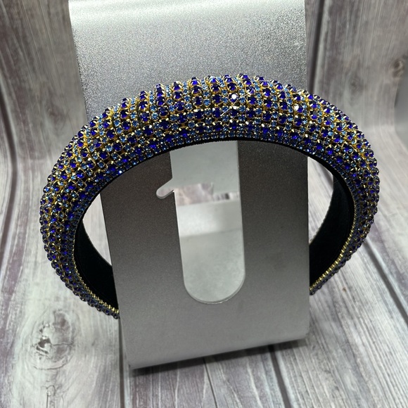 Gorgeous Headband…!Perfect for the special occasions…VIDEO AVAILABLE! - Picture 1 of 6